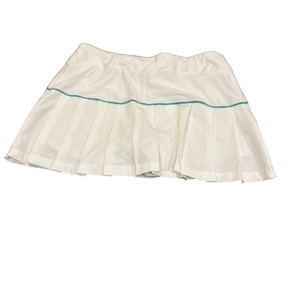 Reebok white tennis skort - Picture 2 of 4